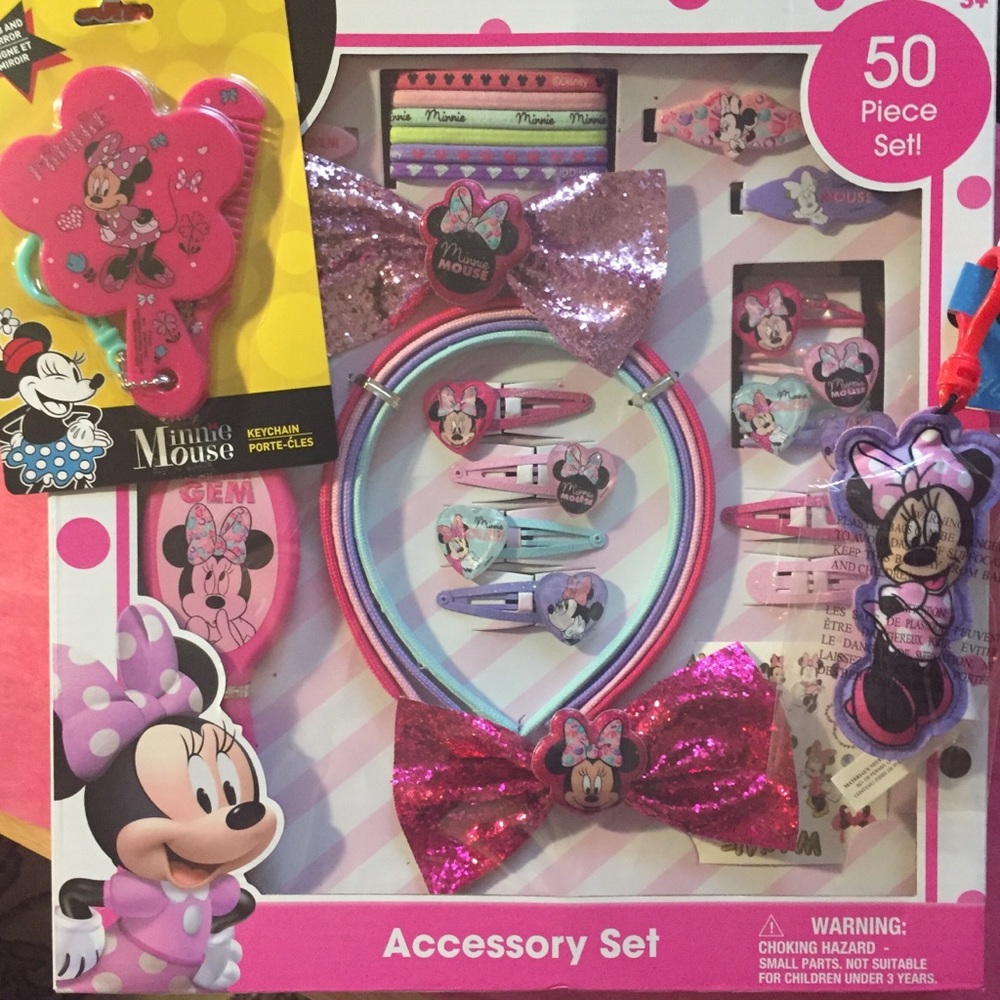 Minnie Mouse Accessories Bundle